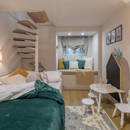 Black Sea Dolphin Apartment Warna Exterior foto